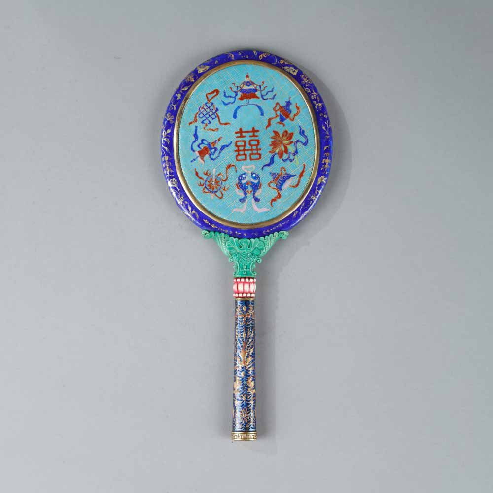 A painted enamel hand-mirror with auspicious patterns - 1