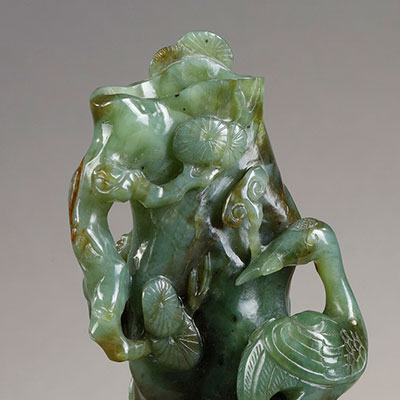 Spinach jade sculpted brush holder - 2