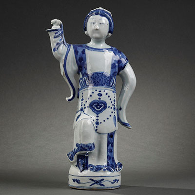 A Blue and White Porcelain Ewer in a Shape of a Dancer - 1